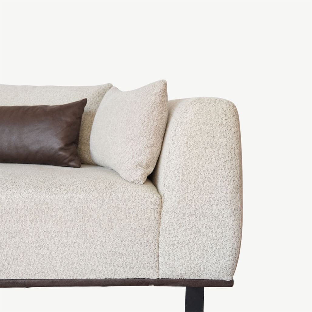 Large and Soft Corner Sofa Set with Integrated Sound System - Image 13