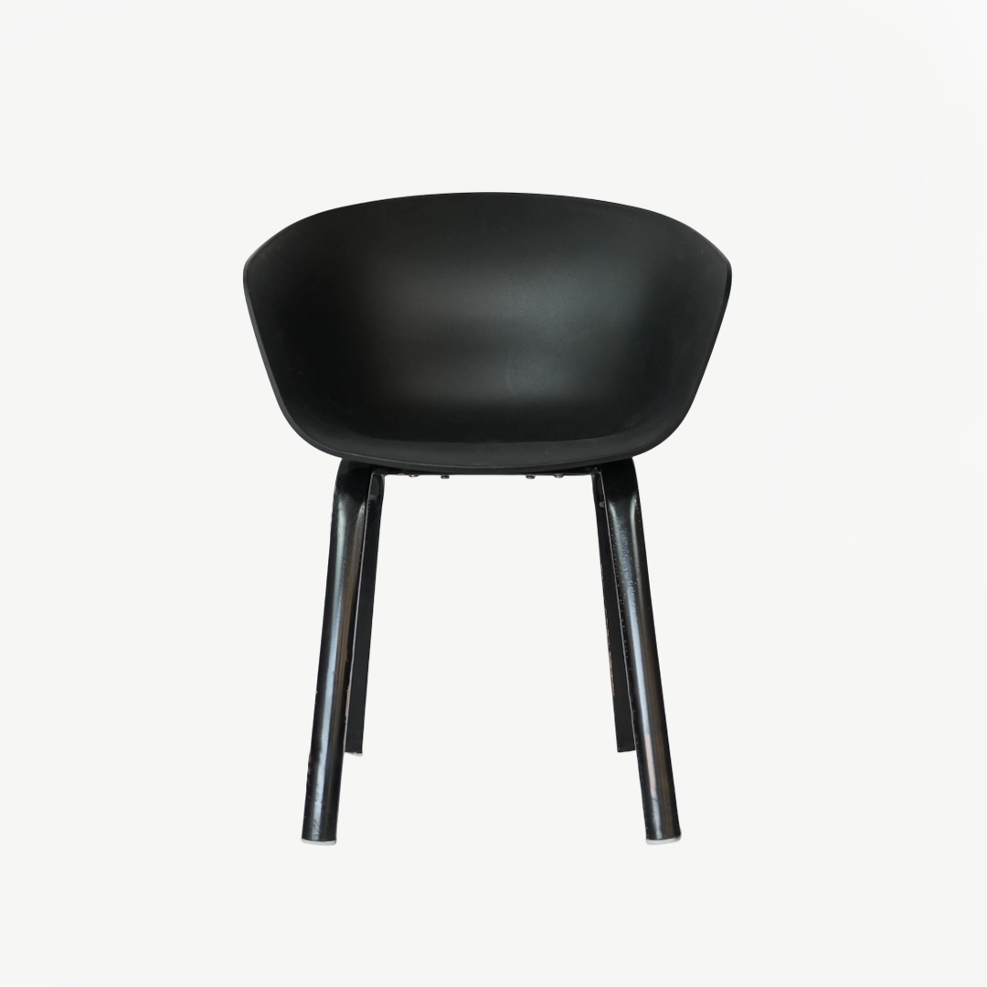 black Hay About A Chair AAC 22